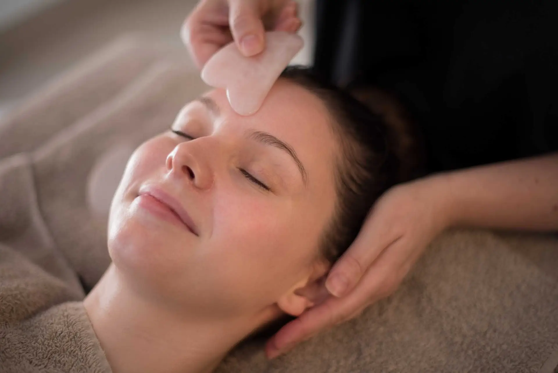 Soothing Ritual - Radiance and Rose Quartz Face & Rose Quartz Eye Treatments